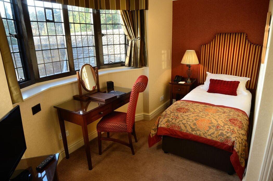 Inglewood Manor Hotel Ledsham  Екстериор снимка