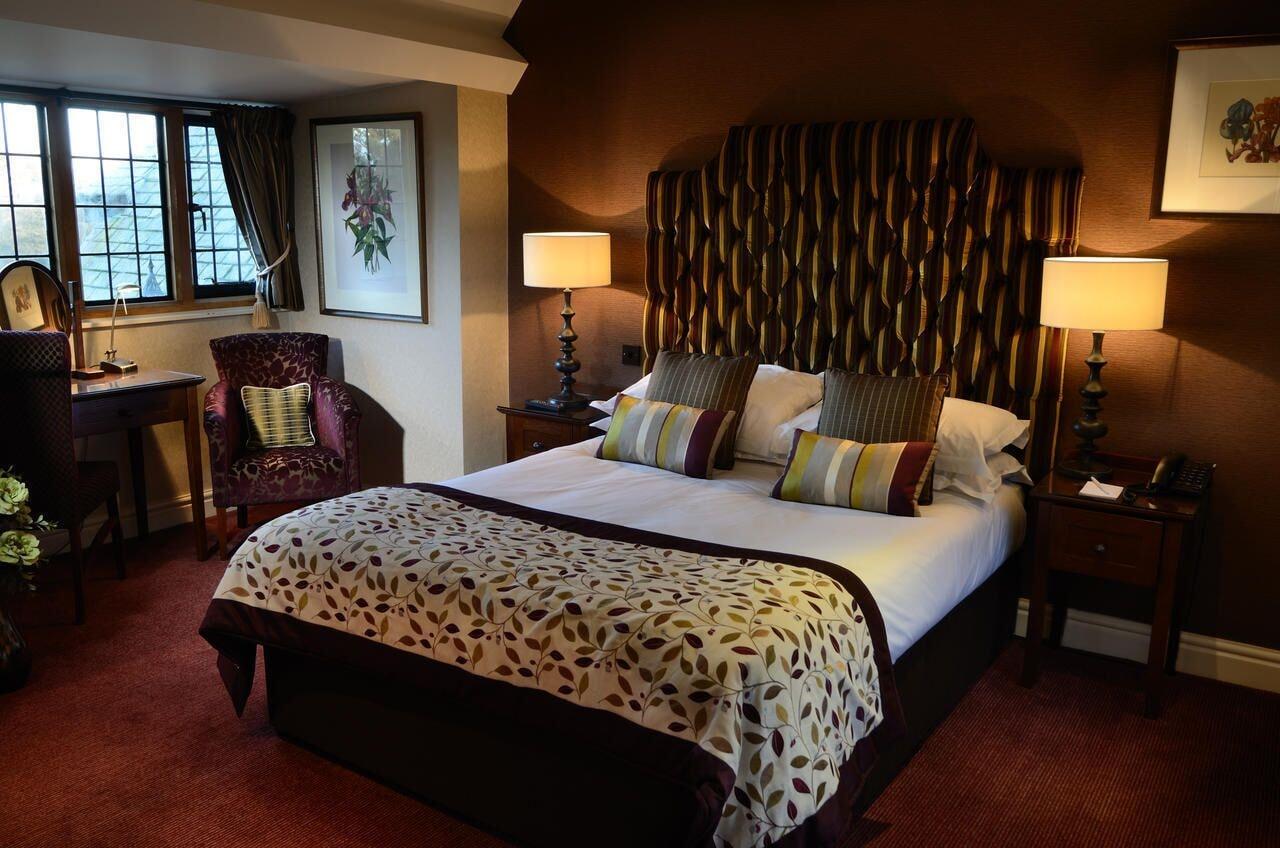 Inglewood Manor Hotel Ledsham  Екстериор снимка