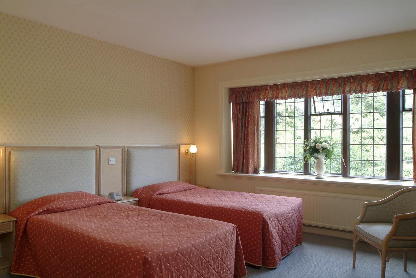 Inglewood Manor Hotel Ledsham  Стая снимка