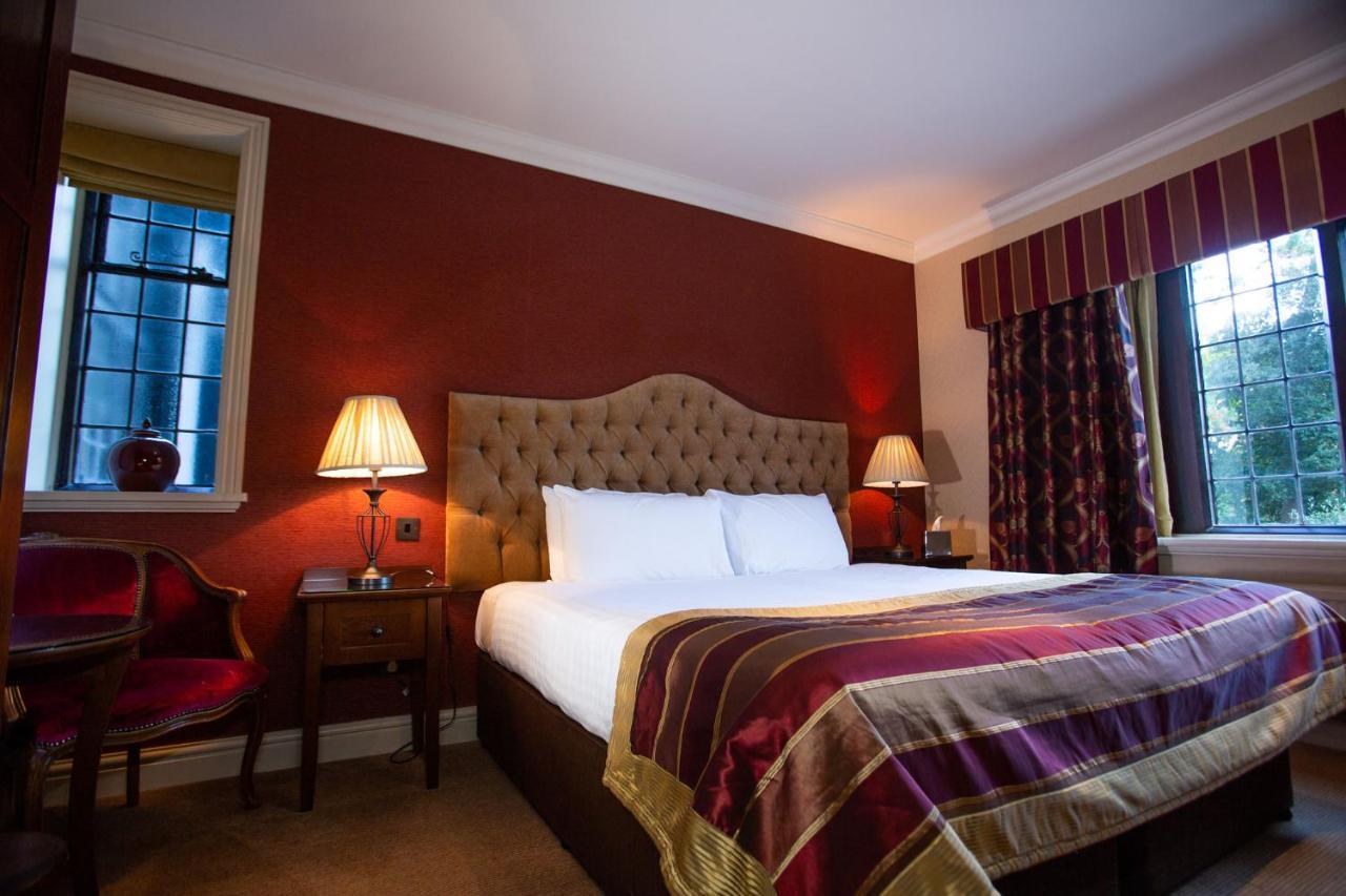 Inglewood Manor Hotel Ledsham  Екстериор снимка