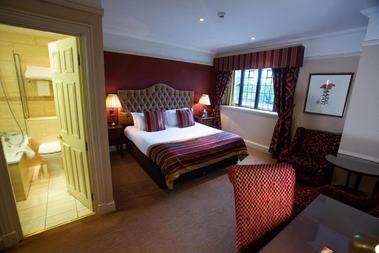 Inglewood Manor Hotel Ledsham  Екстериор снимка
